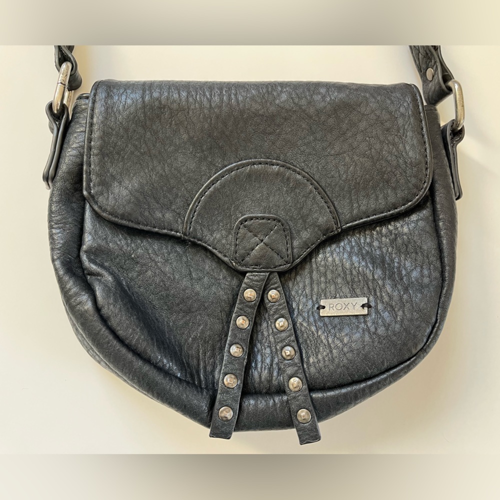 Roxy vintage Y2k black crossbody purse saddle bag faux leather multi-pocket zip